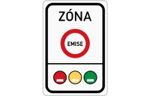 Dopravní značka „Emisní zóna (č. IZ 7a) označuje oblast, zejména část obce, kde je omezen provoz vozidel, která nesplňují zvláštní emisní podmínky. Ve spodní části značky jsou příslušným symbolem emisní plakety definovány vozidla, kterým je vjezd do této oblasti povolen a popřípadě v jaké době. Emisní plaketa je přidělována na základě emisní kategorie vozidla (motoru). Emisní plaketa musí být na vozidle umístěna viditelně. TestImage